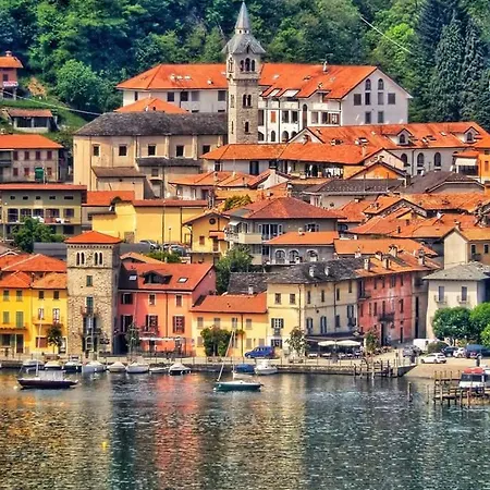 Casa Lucia بيت للعطل